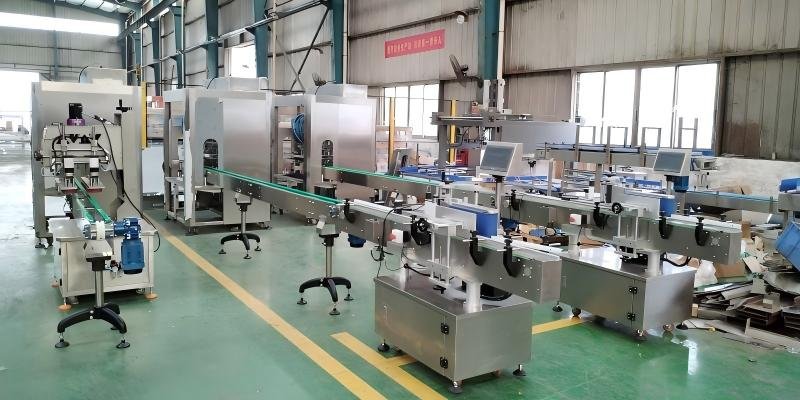 Can the filling speed be modified in an Automatic Liquid Filling Machines to meet certain manufacturing needs?